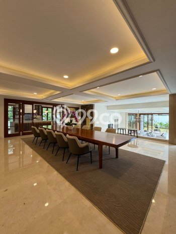 Ready to Use! Premium House LT 1066m2 Desain Elegan di Kemang Ready to Use! Premium House LT 1066m2 Desain Elegan di Kemang