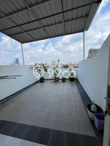 Hunian Mewah LB 144m2 Siap Huni Desain Elegan di Jelambar, Jakarta Barat Hunian Mewah LB 144m2 Siap Huni Desain Elegan di Jelambar, Jakarta Barat