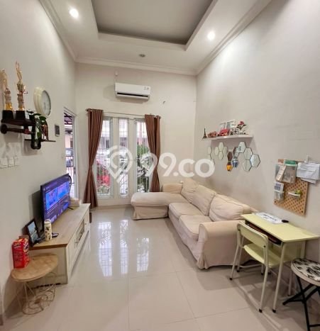 Jual Rumah Bagus Siap Huni LB 50m2 di Serpong, Tangerang Selatan Jual Rumah Bagus Siap Huni LB 50m2 di Serpong, Tangerang Selatan