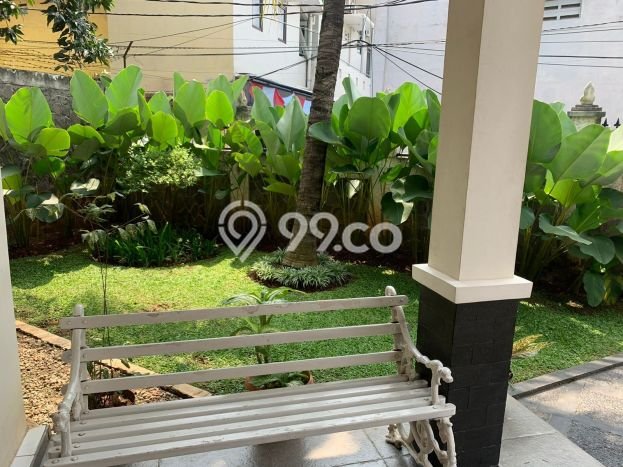 Dijual Rumah Luas Megah Dengan View Eksklusif di Bintaro, Tangerang Selatan Dijual Rumah Luas Megah Dengan View Eksklusif di Bintaro, Tangerang Selatan