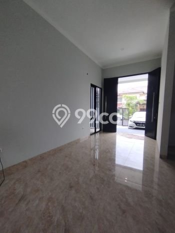 Rumah Mewah LB 206m2 Siap Huni Desain Elegan di Sektor 9-Bintaro, Tangerang Selatan Rumah Mewah LB 206m2 Siap Huni Desain Elegan di Sektor 9-Bintaro, Tangerang Selatan