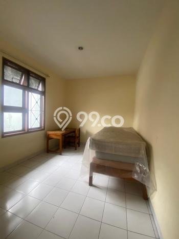 Kos-kosan Dijual di Pondok Aren, Tangerang Selatan, 8 KT, 8 KM, Bangunan 300m2 Kos-kosan Dijual di Pondok Aren, Tangerang Selatan, 8 KT, 8 KM, Bangunan 300m2