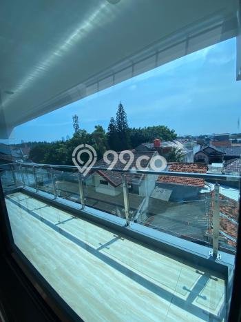 Siap Huni Hunian Elit 4 Kamar di Tebet Dekat ke Mana Pun Siap Huni Hunian Elit 4 Kamar di Tebet Dekat ke Mana Pun