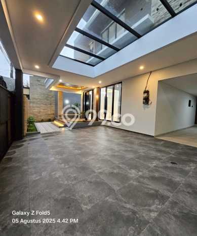 Rumah Mewah LB 360m2 Siap Pakai Desain Elegan di Radio Dalam, Jakarta Selatan Rumah Mewah LB 360m2 Siap Pakai Desain Elegan di Radio Dalam, Jakarta Selatan