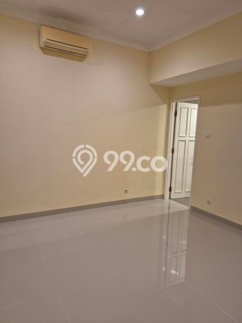 HUNIAN PREMIUM! Rumah kawasan Bintaro, 4 KT, Area Berkembang, LT 255m² Bangunan 300m² HUNIAN PREMIUM! Rumah kawasan Bintaro, 4 KT, Area Berkembang, LT 255m² Bangunan 300m²