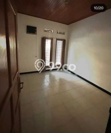 For Sale Hunian Rumah Nyaman 5 Kamar di Bintaro, Tangerang Selatan For Sale Hunian Rumah Nyaman 5 Kamar di Bintaro, Tangerang Selatan