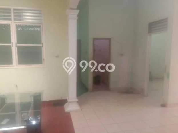Lokasi strategis! Rumah siap pakai disewakan di Ciputat LB 80m2 Lokasi strategis! Rumah siap pakai disewakan di Ciputat LB 80m2