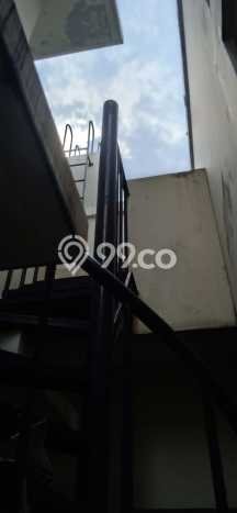 Rumah Strategis Minimalis Lb 114m2 di Serpong, Tangerang Selatan Rumah Strategis Minimalis Lb 114m2 di Serpong, Tangerang Selatan