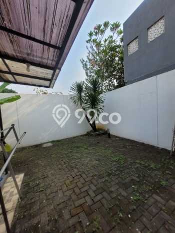 Rumah Elit Modern Siap Huni di BSD Tangerang Rumah Elit Modern Siap Huni di BSD Tangerang
