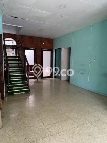 Disewakan Rumah Murah di Sunrise Garden Jakarta Barat dengan 3 KT Disewakan Rumah Murah di Sunrise Garden Jakarta Barat dengan 3 KT