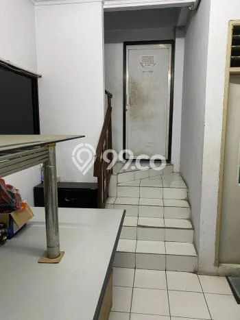 Ruko Dijual di Jakarta Barat LT 67m2 & LB 180m2 Lokasi Terbaik! Ruko Dijual di Jakarta Barat LT 67m2 & LB 180m2 Lokasi Terbaik!