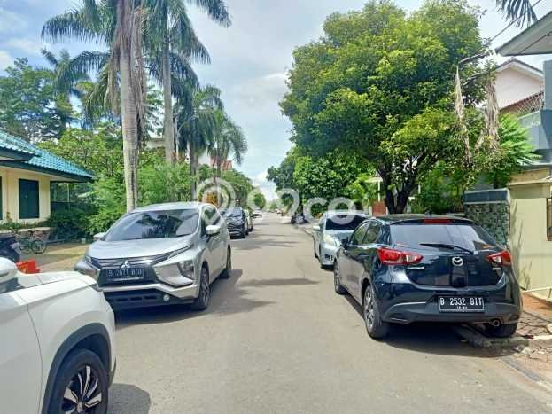 Rumah Elit Modern Siap Huni di Puri Indah Jakarta Barat Rumah Elit Modern Siap Huni di Puri Indah Jakarta Barat