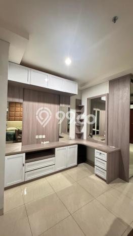 Disewakan! Rumah 4 Kamar Tidur &
3 Kamar Mandi di Puri Mansion, Jakarta Barat Disewakan! Rumah 4 Kamar Tidur &
3 Kamar Mandi di Puri Mansion, Jakarta Barat