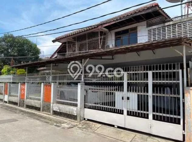 For Sale! Premium House LT 250m2 Desain Elegan di Jelambar For Sale! Premium House LT 250m2 Desain Elegan di Jelambar
