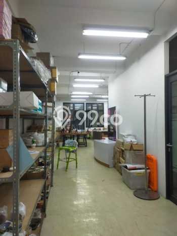 Ruko Dijual di Jakarta Barat LT 283m2 & LB 930m2 Lokasi Terbaik! Ruko Dijual di Jakarta Barat LT 283m2 & LB 930m2 Lokasi Terbaik!