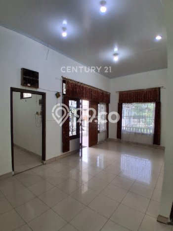Dijual Cepat Rumah Bagus Siap Huni LB 232m2 di Semarang Timur, Semarang Dijual Cepat Rumah Bagus Siap Huni LB 232m2 di Semarang Timur, Semarang
