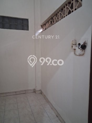 Dijual Cepat Rumah Bagus Siap Huni LB 232m2 di Semarang Timur, Semarang Dijual Cepat Rumah Bagus Siap Huni LB 232m2 di Semarang Timur, Semarang
