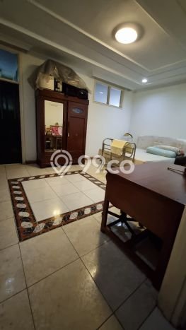 Rumah Mewah LB 550m2 Siap Pakai Desain Elegan di Kedoya Baru, Jakarta Barat Rumah Mewah LB 550m2 Siap Pakai Desain Elegan di Kedoya Baru, Jakarta Barat