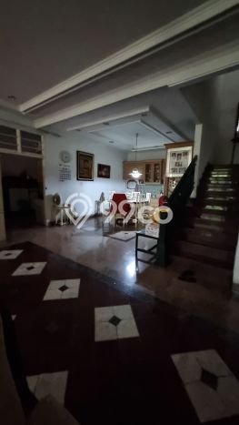 Rumah Mewah LB 550m2 Siap Pakai Desain Elegan di Kedoya Baru, Jakarta Barat Rumah Mewah LB 550m2 Siap Pakai Desain Elegan di Kedoya Baru, Jakarta Barat