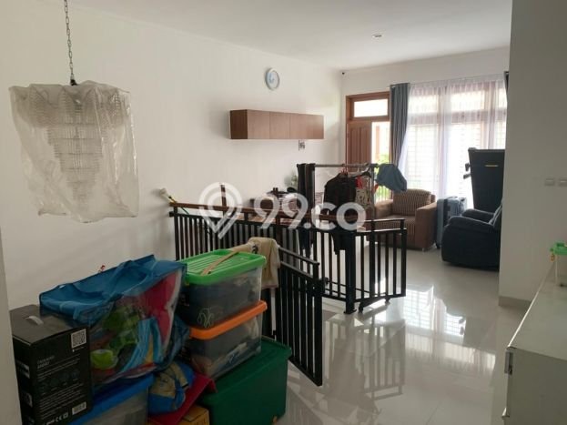 Jual Rumah Mewah Megah Dengan View Cantik di Joglo, Jakarta Barat Jual Rumah Mewah Megah Dengan View Cantik di Joglo, Jakarta Barat