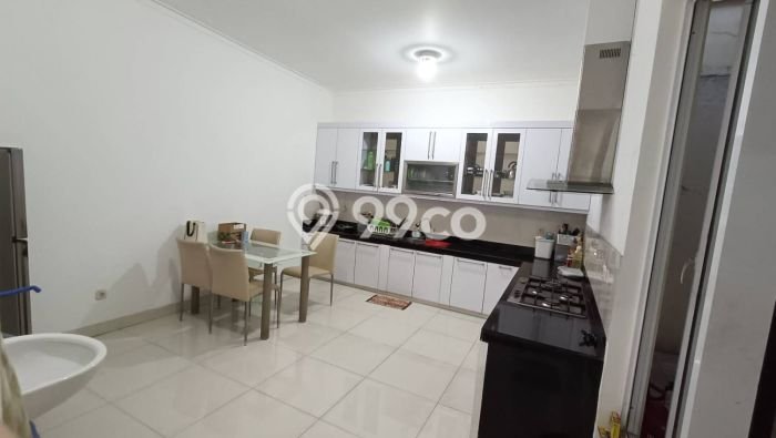 Hunian Elit LB 139m2 Siap Huni Desain Elegan di Semanan, Jakarta Barat Hunian Elit LB 139m2 Siap Huni Desain Elegan di Semanan, Jakarta Barat