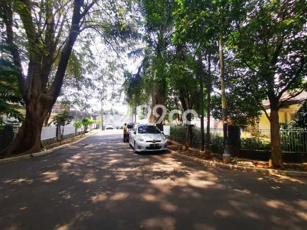 Rumah Elit LB 296m2 Siap Pakai Desain Elegan di patra kuningan, Jakarta Selatan Rumah Elit LB 296m2 Siap Pakai Desain Elegan di patra kuningan, Jakarta Selatan