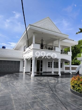 Jual Rumah Mewah Megah Dengan View Eksklusif di Kemang, Jakarta Selatan Jual Rumah Mewah Megah Dengan View Eksklusif di Kemang, Jakarta Selatan