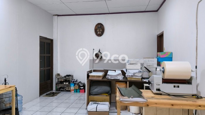 Ruko Dijual di Jakarta Pusat LT 220m2 & LB 290m2 Lokasi Terbaik! Ruko Dijual di Jakarta Pusat LT 220m2 & LB 290m2 Lokasi Terbaik!