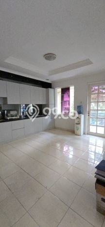 Rumah Mewah Dijual LT 210m2 di Kelapa Gading, Jakarta Utara Rumah Mewah Dijual LT 210m2 di Kelapa Gading, Jakarta Utara