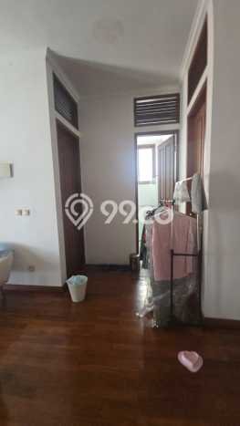 Dijual Rumah Luas Elegan Dengan View Eksklusif di Cipete, Jakarta Selatan Dijual Rumah Luas Elegan Dengan View Eksklusif di Cipete, Jakarta Selatan