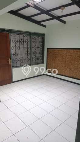 Lokasi terbaik! Rumah siap pakai disewakan di Arcamanik LB 165m2 Lokasi terbaik! Rumah siap pakai disewakan di Arcamanik LB 165m2