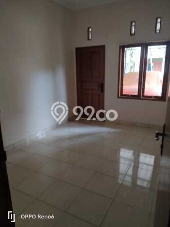 Lokasi strategis! Rumah siap pakai dikontrakkan di Arcamanik LB 70m2 Lokasi strategis! Rumah siap pakai dikontrakkan di Arcamanik LB 70m2