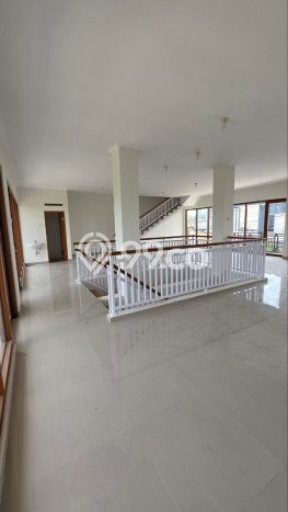 Ruko bagus disewakan di Jatinangor Sumedang dengan LB 360m2 harga sewa terbaik Ruko bagus disewakan di Jatinangor Sumedang dengan LB 360m2 harga sewa terbaik