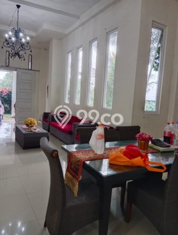 Vila di Cilengkrang, Area 836m², Akses Mudah Fasilitas Umum Vila di Cilengkrang, Area 836m², Akses Mudah Fasilitas Umum