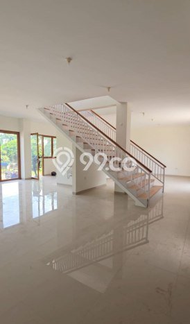 Ruko bagus disewakan di Jatinangor Sumedang dengan LB 360m2 harga sewa terbaik Ruko bagus disewakan di Jatinangor Sumedang dengan LB 360m2 harga sewa terbaik