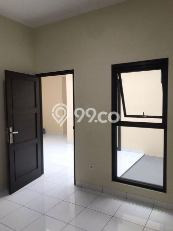 Lokasi strategis! Rumah siap pakai disewakan di Antapani LB 120m2 Lokasi strategis! Rumah siap pakai disewakan di Antapani LB 120m2