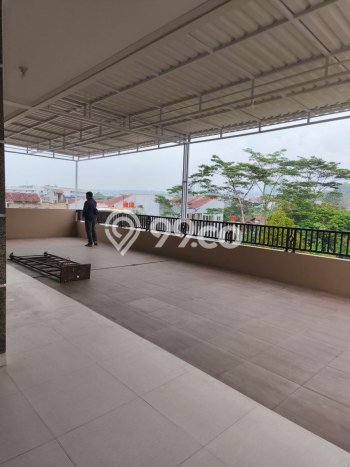 Ruko bagus disewakan di Jatinangor Sumedang dengan LB 360m2 harga sewa terbaik Ruko bagus disewakan di Jatinangor Sumedang dengan LB 360m2 harga sewa terbaik