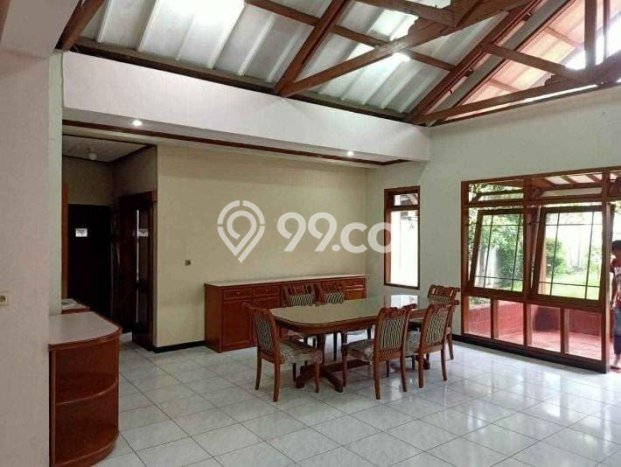 Ready to Use! Luxury House LT 1100m2 Desain Elegan di Riau Ready to Use! Luxury House LT 1100m2 Desain Elegan di Riau