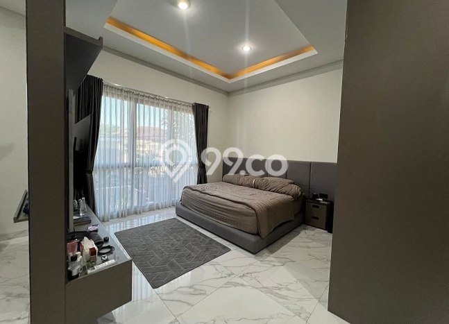 Jual Rumah Mewah Elegan Dengan View Eksklusif di Buah Batu, Bandung Jual Rumah Mewah Elegan Dengan View Eksklusif di Buah Batu, Bandung