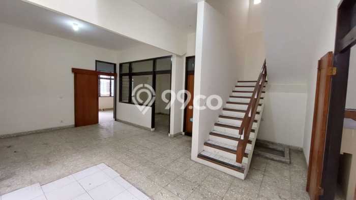 Komersial Disewa di Astanaanyar, Bandung, LT 550m2 / LB 500m2 Komersial Disewa di Astanaanyar, Bandung, LT 550m2 / LB 500m2