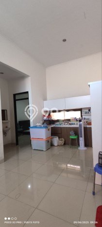 Rumah Luas Asri 2 KT Siap Pakai di BKR Bandung Rumah Luas Asri 2 KT Siap Pakai di BKR Bandung