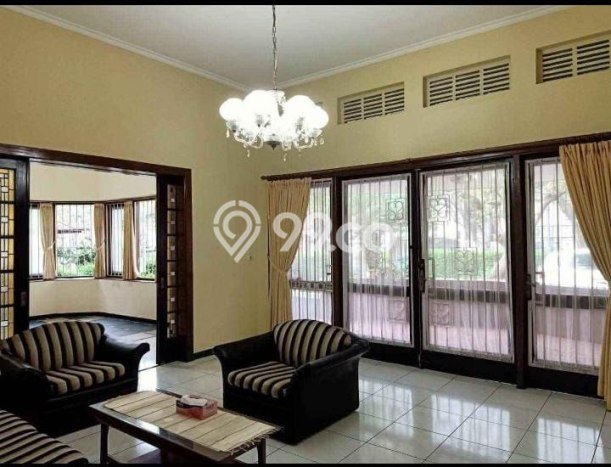 Ready to Use! Luxury House LT 1100m2 Desain Elegan di Riau Ready to Use! Luxury House LT 1100m2 Desain Elegan di Riau