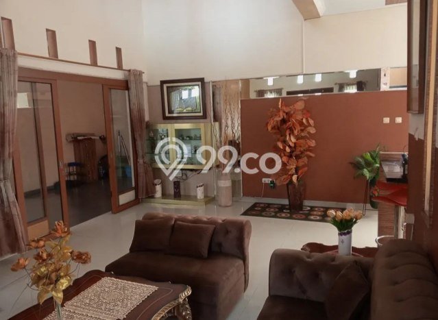 Rumah Elit LB 320m2 Siap Pakai Desain Elegan di Pasteur, Bandung Rumah Elit LB 320m2 Siap Pakai Desain Elegan di Pasteur, Bandung