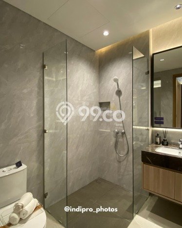 Rumah Elit LB 198m2 Siap Pakai Desain Elegan di Gading Serpong, Tangerang Rumah Elit LB 198m2 Siap Pakai Desain Elegan di Gading Serpong, Tangerang