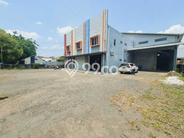 Unit Gudang Disewa Lokasi Lemahwungkuk, Cirebon Spesifikasi Luas Bangunan 820m2 Unit Gudang Disewa Lokasi Lemahwungkuk, Cirebon Spesifikasi Luas Bangunan 820m2