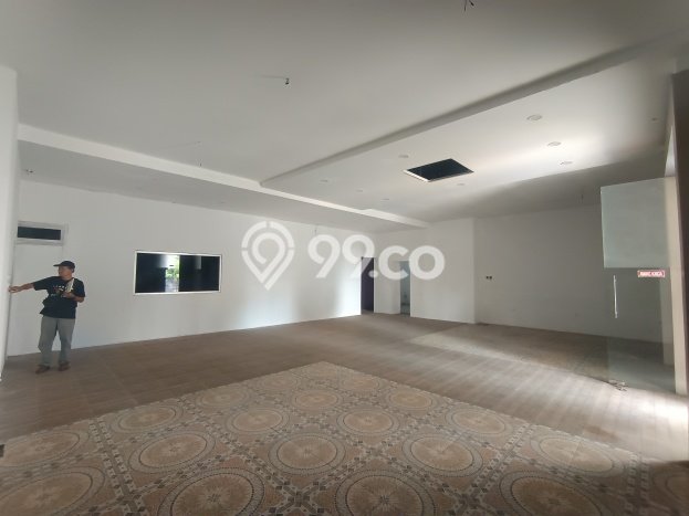 Area Strategis! Disewakan Ruko Lokasi Kesambi, Cirebon Cocok untuk Bisnis Area Strategis! Disewakan Ruko Lokasi Kesambi, Cirebon Cocok untuk Bisnis