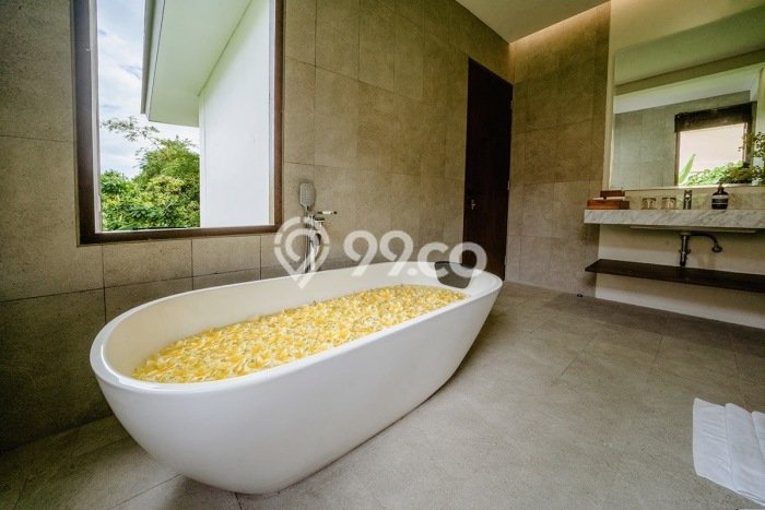 Vila Kawasan , Luas 536m2m², Akses ke berbagai keperluan Vila Kawasan , Luas 536m2m², Akses ke berbagai keperluan