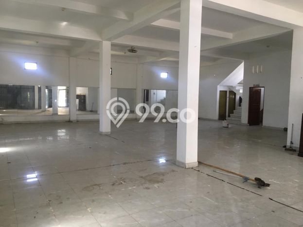 Ruko Dijual di Gianyar LT 300m2, LB 480m2 untuk Investasi Ruko Dijual di Gianyar LT 300m2, LB 480m2 untuk Investasi
