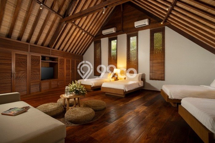 Vila di , Ukuran 2775m2m², Dekat dengan transportasi umum Vila di , Ukuran 2775m2m², Dekat dengan transportasi umum
