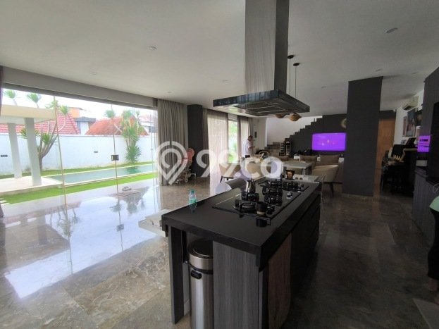 AREA PREMIUM! Vila Kawasan , Luas 385m2m², Dekat pusat umum AREA PREMIUM! Vila Kawasan , Luas 385m2m², Dekat pusat umum